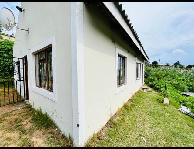 4 BEDROOM HOUSE FOR SALE IN LINDELANI C